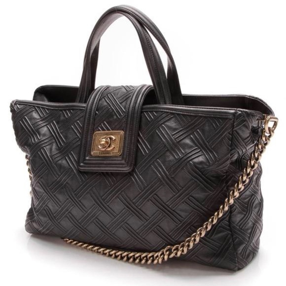 Chanel Tote - Picture 1 of 11